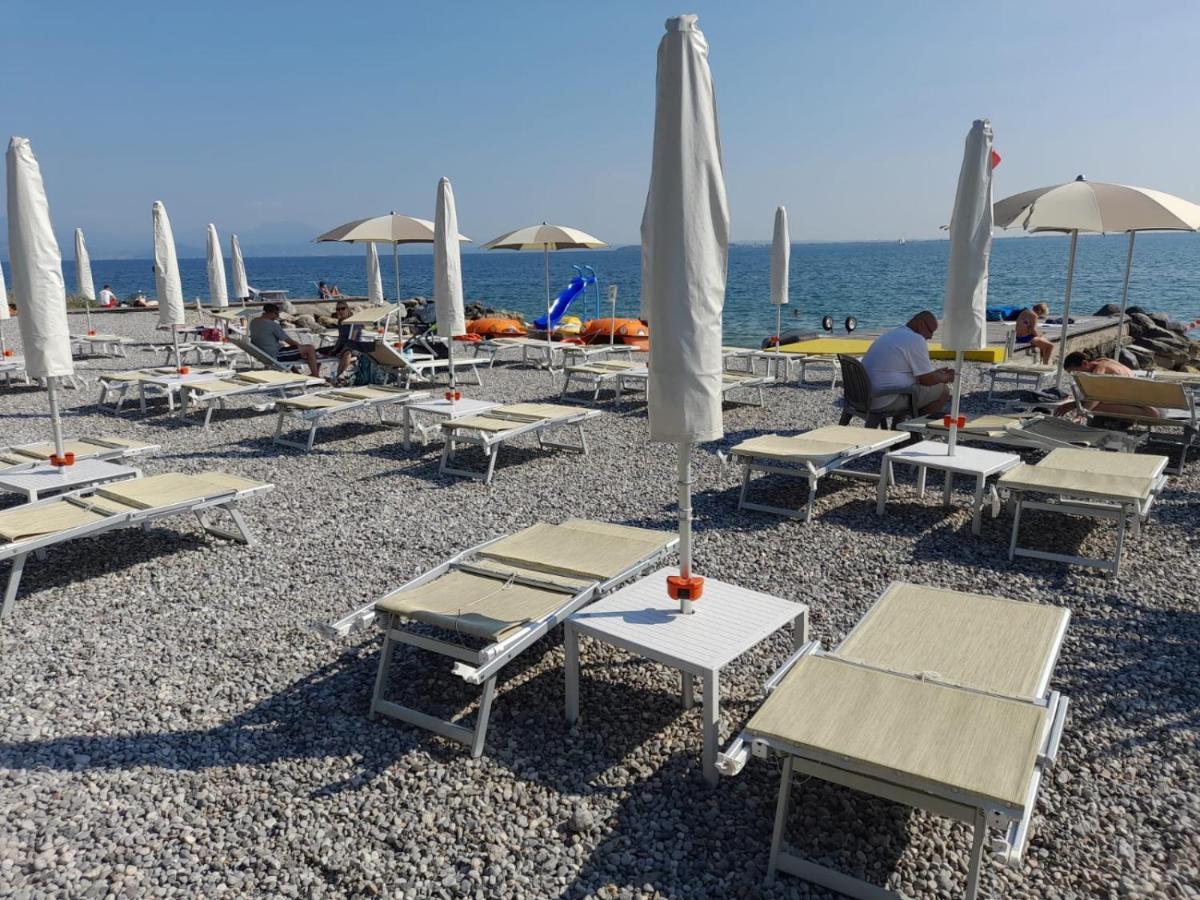 Casa El Paso Lägenhet Padenghe sul Garda Exteriör bild